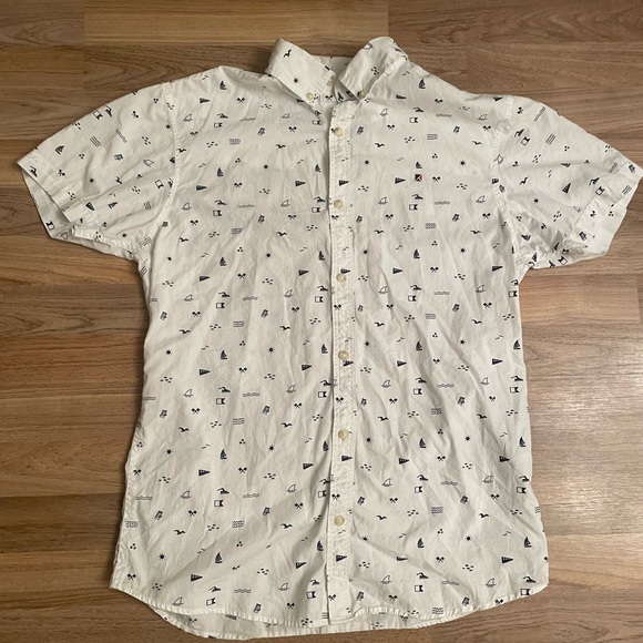 button down shirt - Picture 1 of 3